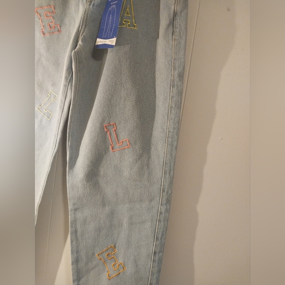 ELA Slouchy Wide Leg Jeans - Picture 7 of 10